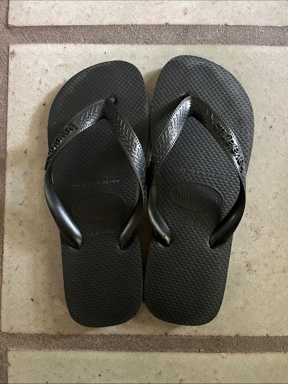Havaianas Flip Flops - Black